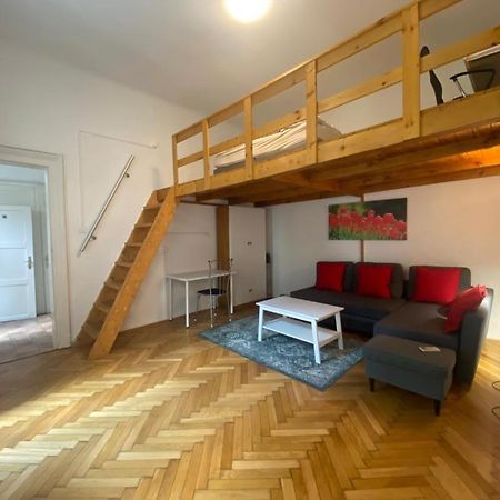 Ac With Free Parking At Acacia St, City Center Budapeşte Dış mekan fotoğraf