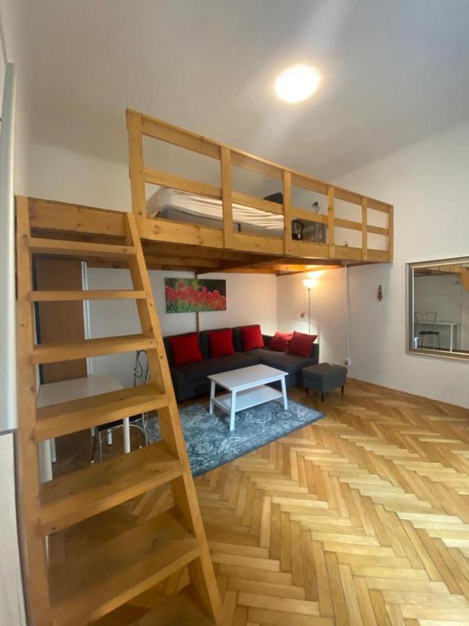 Ac With Free Parking At Acacia St, City Center Budapeşte Dış mekan fotoğraf